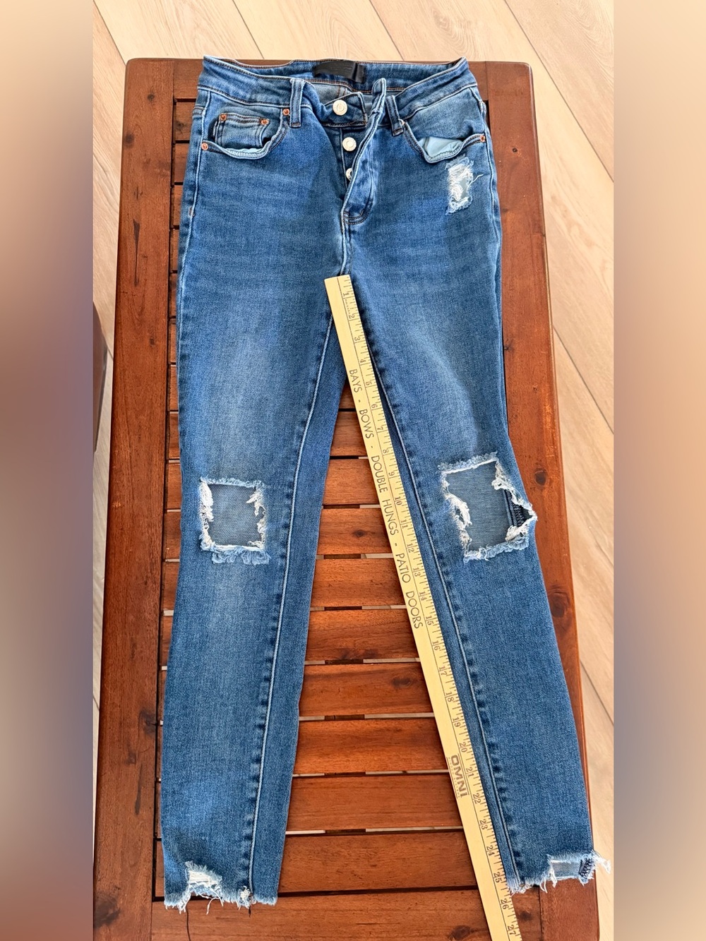 Distressed Skinny Jeans for Women - Blue 9/29 style# MPWT505B